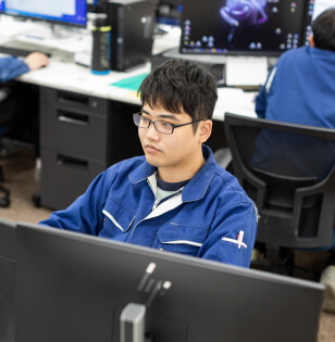 ソフトウェア設計エンジニア 新卒入社5年目