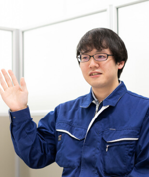 ハードウェア設計エンジニア 2022年新卒入社